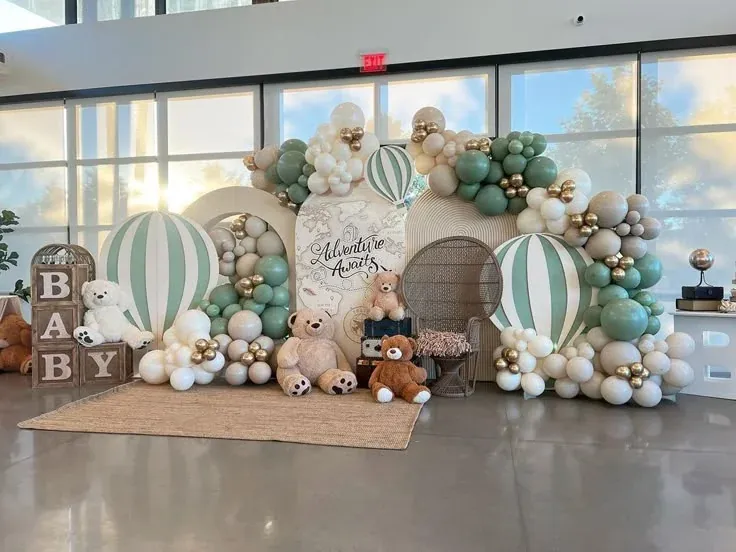 Teddy bear and hot air balloon shower décor by Nicole Creations Houston